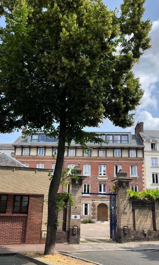 Le Flaubert, Appartement Et Parking En Centre Ville Rouen Exterior foto